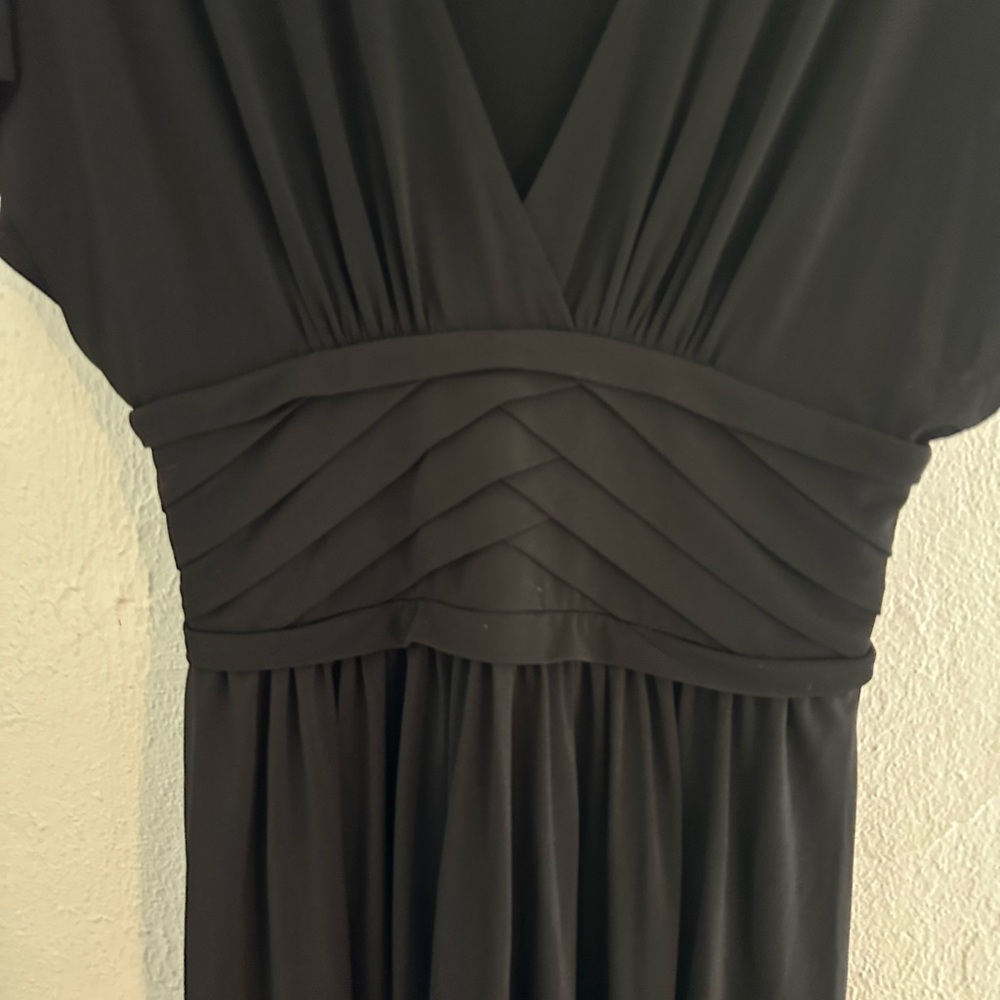 Bcbgeneration Size M Flutter Sleeve, Pleated Wais… - image 3